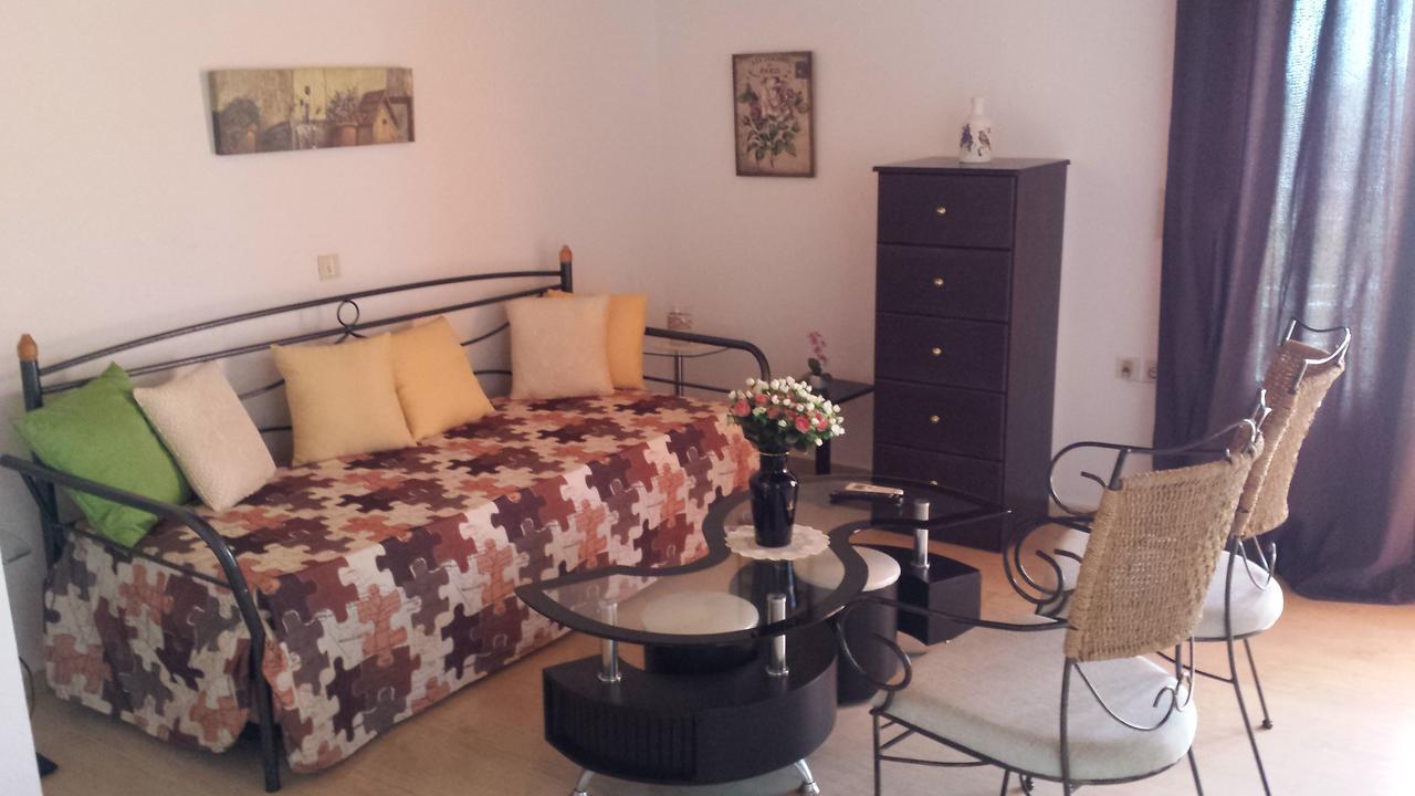Eva Apartments Свороната Екстер'єр фото